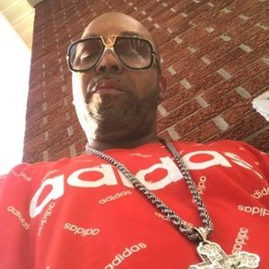 Meet your Posher, Charles